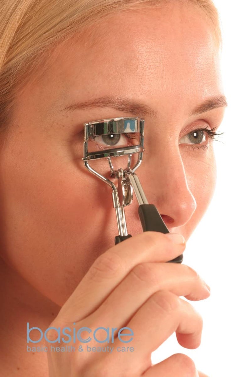Basicare Professional Chrome Plated Eyelash Curler with NonSlip Plastic Grip Longlasting Lash Curls for All Eye Shapes Lash Curler Includes 2 Additional Rubber Pad Style 1032 - Image 5