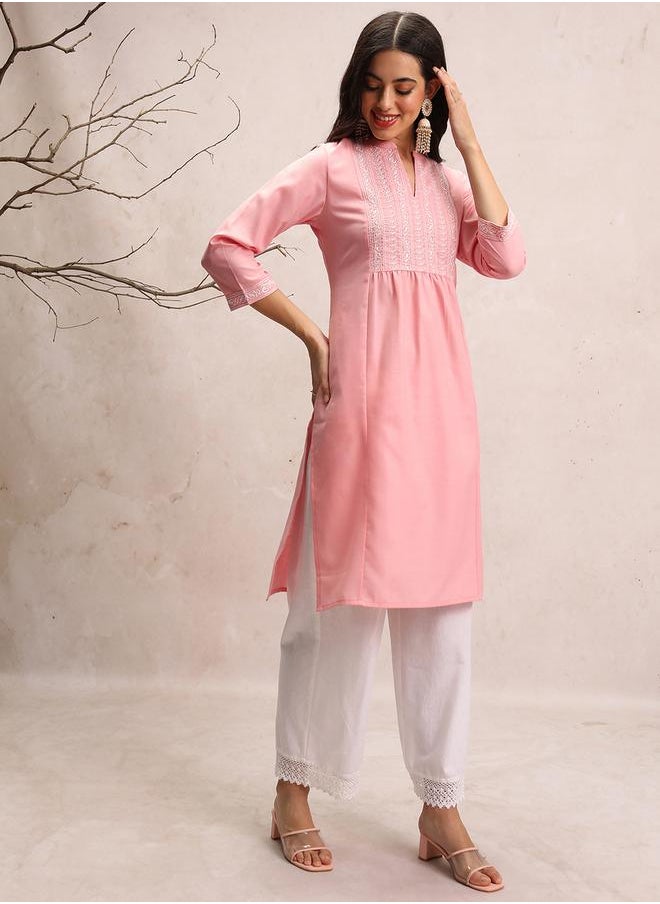 Vishudh Ethnic Motifs Yoke Design Thread Work Mandarin Collar Straight Kurta by Styli  - Image 4