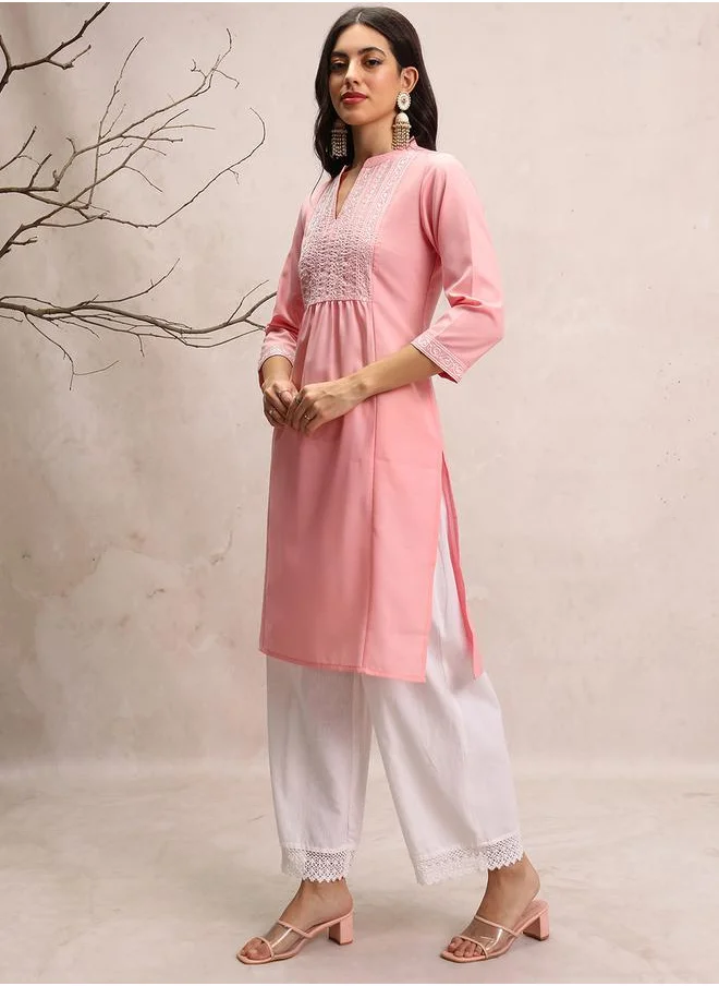 Vishudh Ethnic Motifs Yoke Design Thread Work Mandarin Collar Straight Kurta by Styli