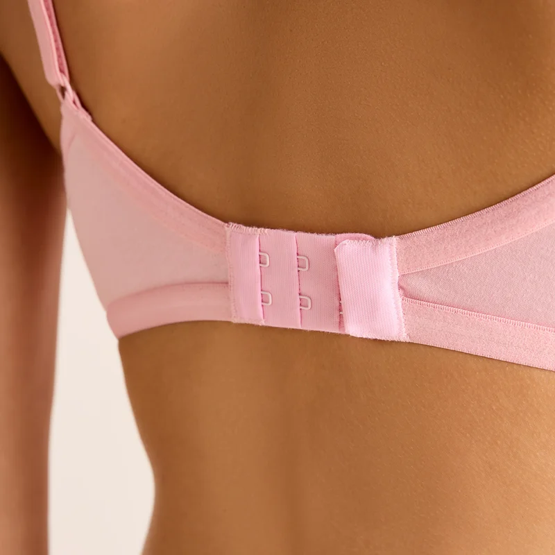 Splash FAV Adjustable Strap Bra with Hook and Eye Closure