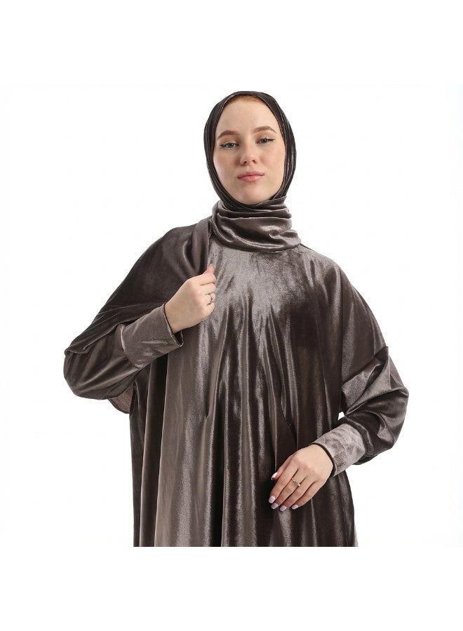 شرشف صلاة مخمل شتوي ناعم مع طرحة متصلة - لون بني فاتح (موكا) - ساتر ودافئ (فري سايز) - Image 2