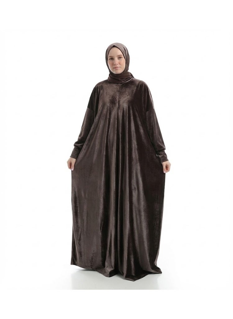 شرشف صلاة مخمل شتوي ناعم مع طرحة متصلة - لون بني فاتح (موكا) - ساتر ودافئ (فري سايز) - Image 1