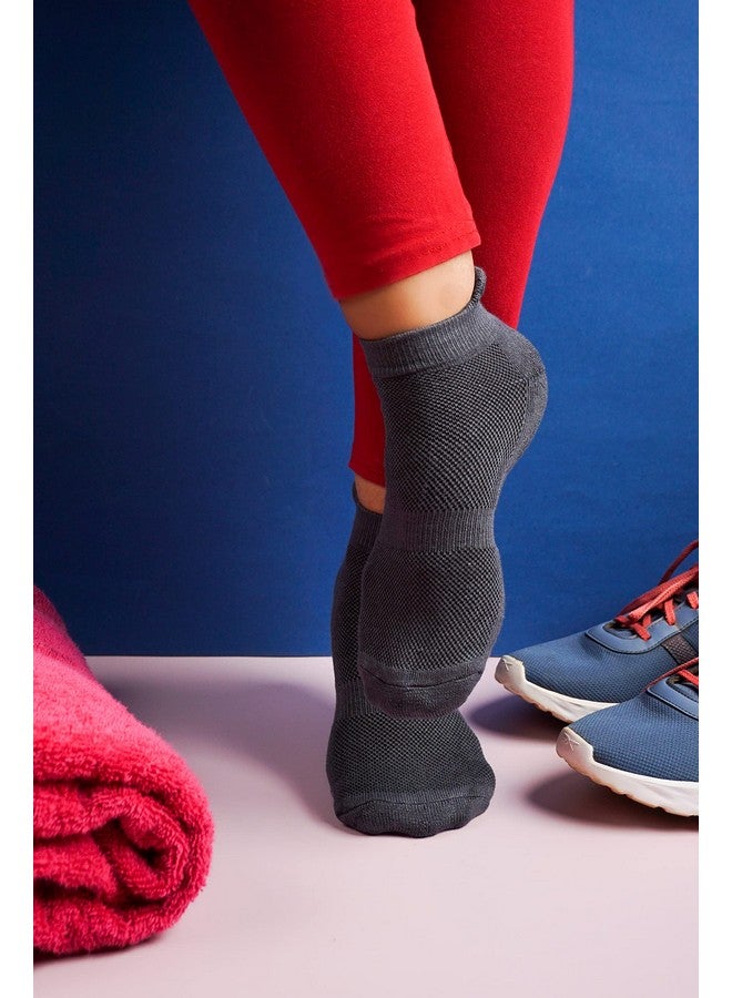 موش جوارب بطول الكاحل مصنوعة من ألياف الخيزران فائقة النعومة ومضادة للرائحة وجيدة التهوية ومضادة للتقرحات للرجال والنساء للجري والرياضة والجيم (عبوة من 3 قطع) - Image 3