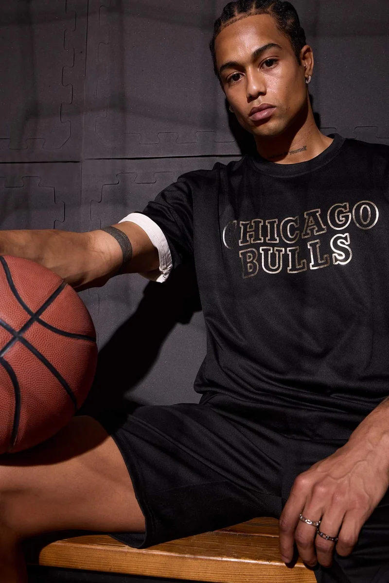 DeFacto DeFactoFit NBA Chicago Bulls Oversize Fit T-Shirt
