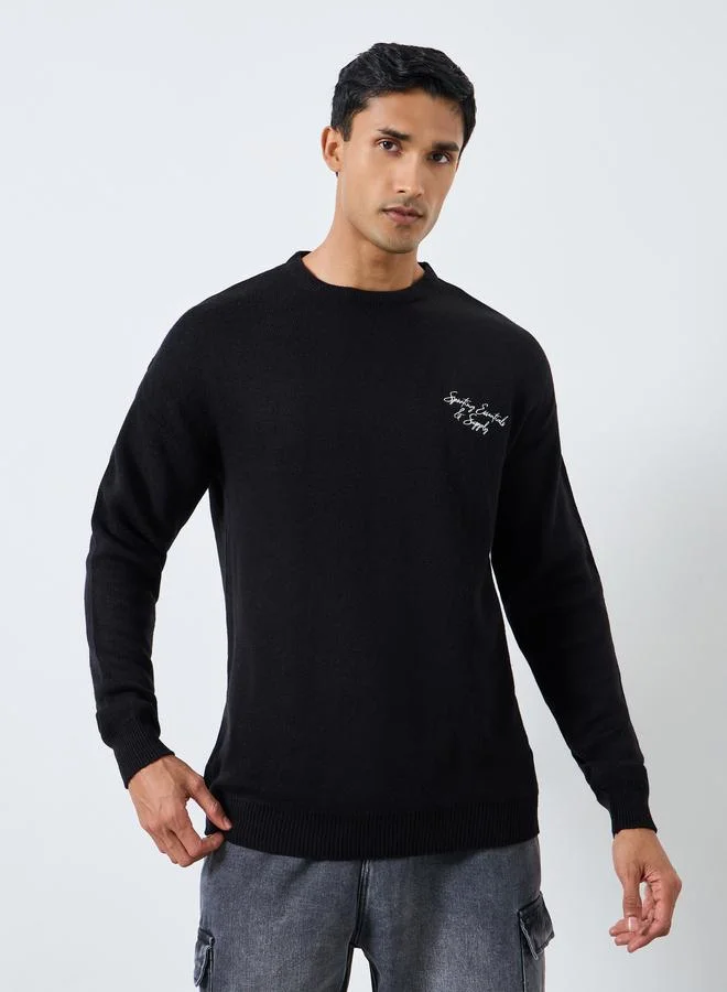 ستايلي سويتر محبوك ومطرز