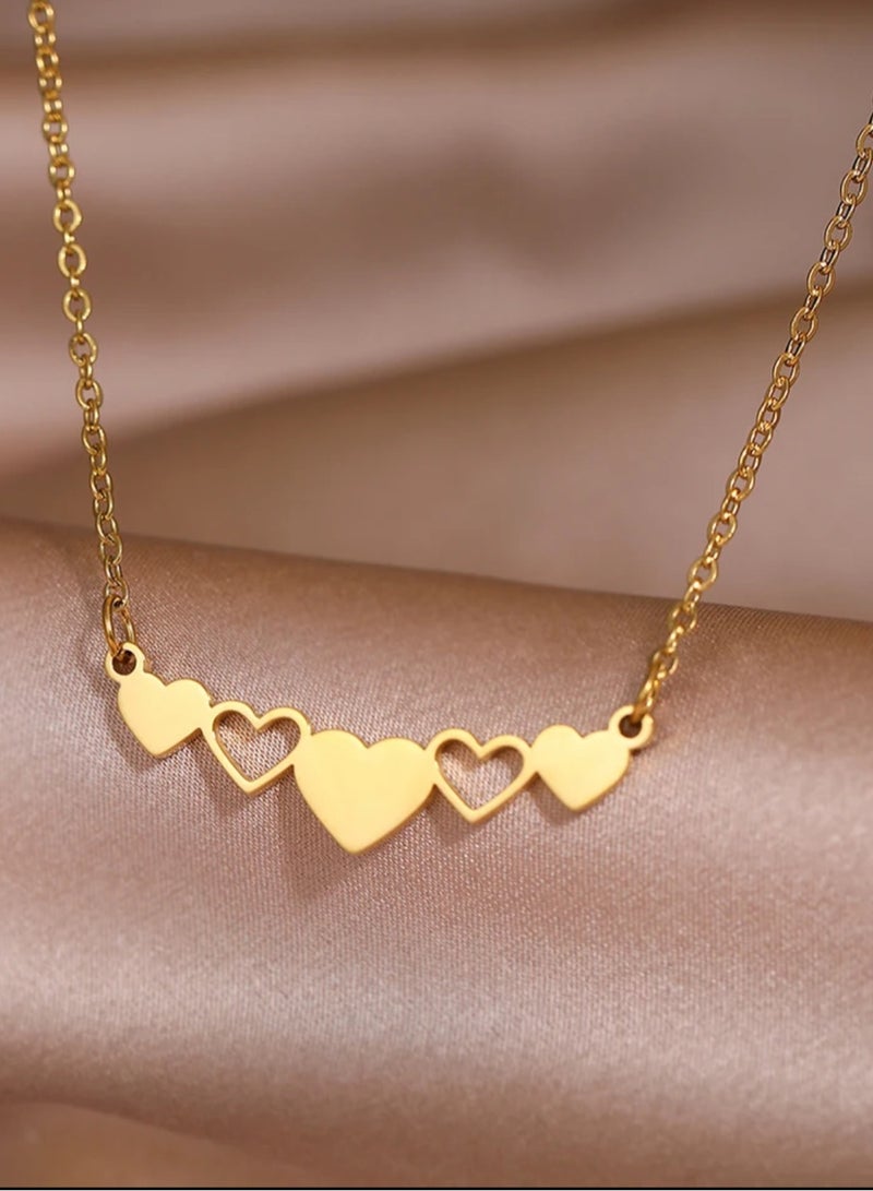 إيكوال سلسال نسائي بتصميم عصري وأنيق مصنوع من الاستانلس ستيل مطلي باللون الذهبي عيار 18 - Image 3