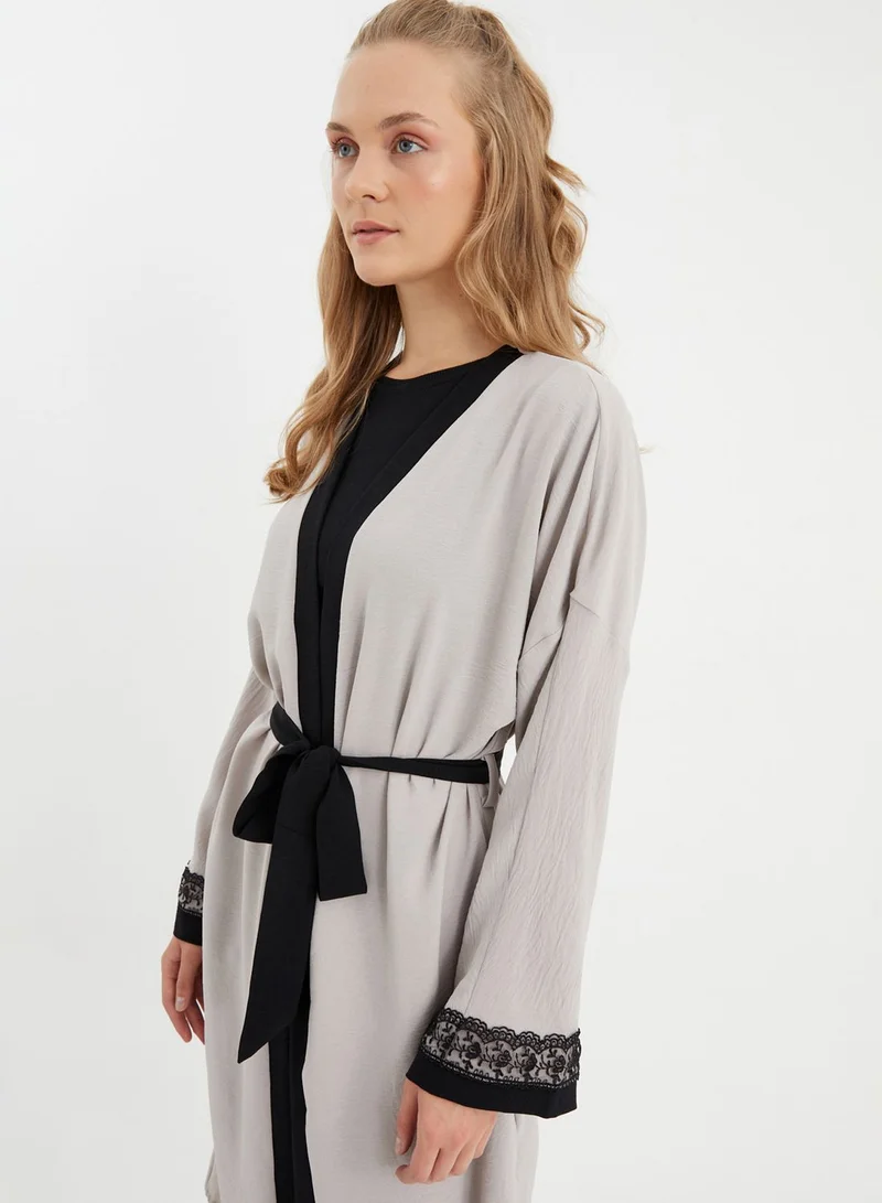 Xanzad Belted Contrast Detail Kimono