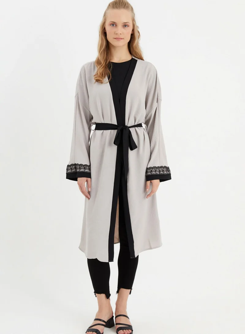 Xanzad Belted Contrast Detail Kimono