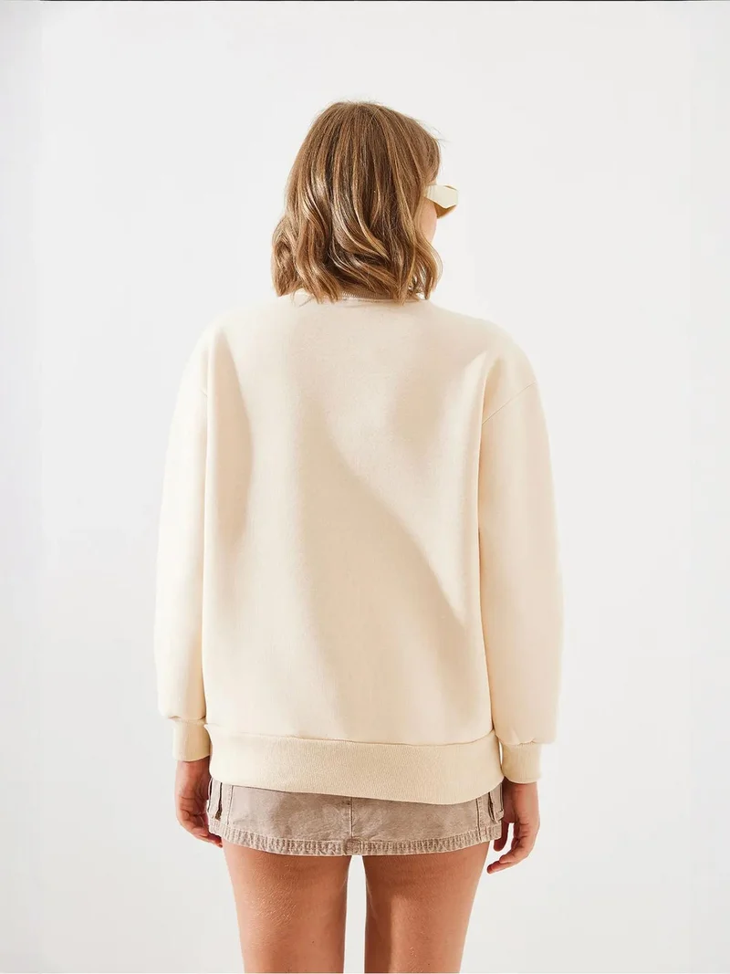 Bianco Lucci LUCCI Heart Patterned Crew Neck Sweatshirt