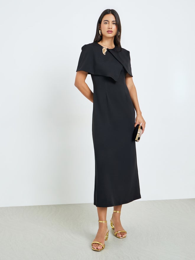 Styli Black Cape Style Midi Dress with Brooch Accent - Image 3