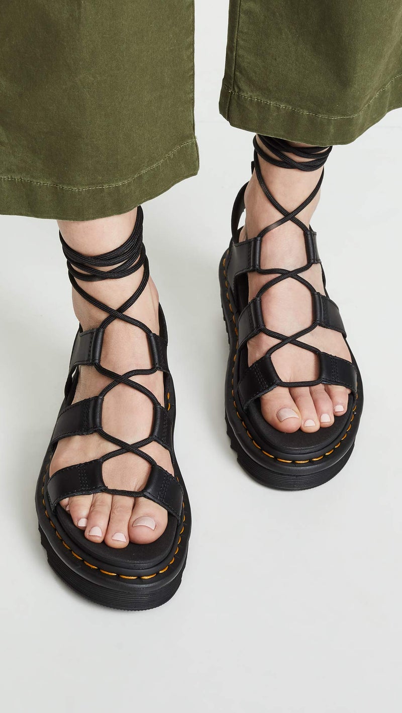 Dr Martens صندل د. مارتنز للنساء DM24641001_38، أسود هيدرو، 7 - Image 4