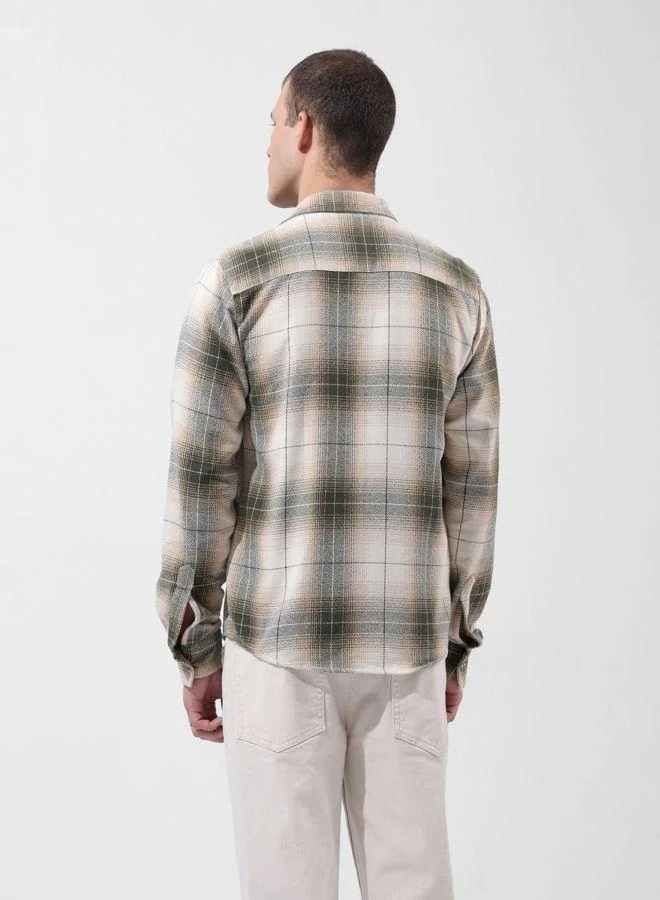 ذا انديان كراج كو Men Regular Fit Checked Cutaway Collar Full Sleeves Shirt