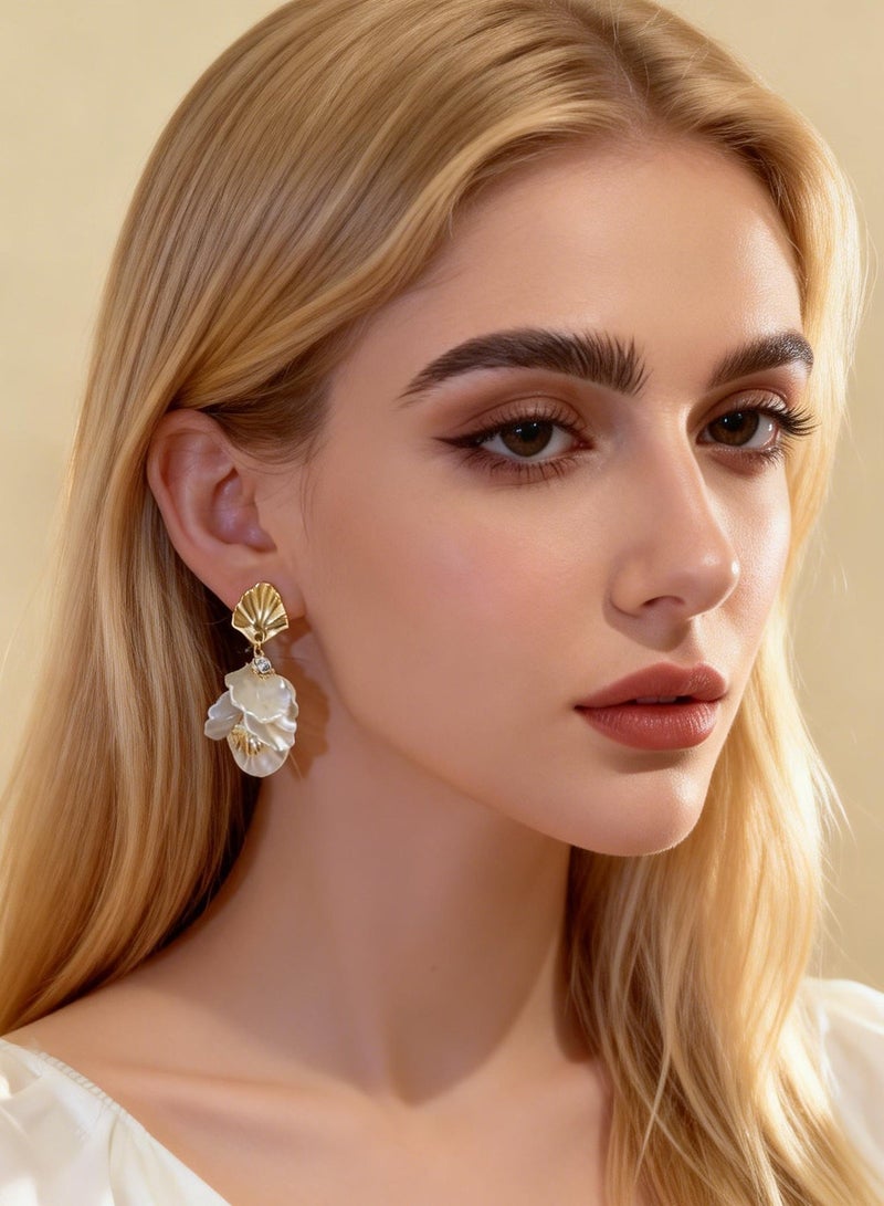 أقراط متدلية على شكل بتلات وشراشيب للنساء، دبابيس فضة 925 مضادة للحساسية، تصميم زهرة من الصدف متدلية ومجوهرات أنيقة لافتة، مناسبة للاستخدام اليومي وهدية مدروسة لها - Image 4