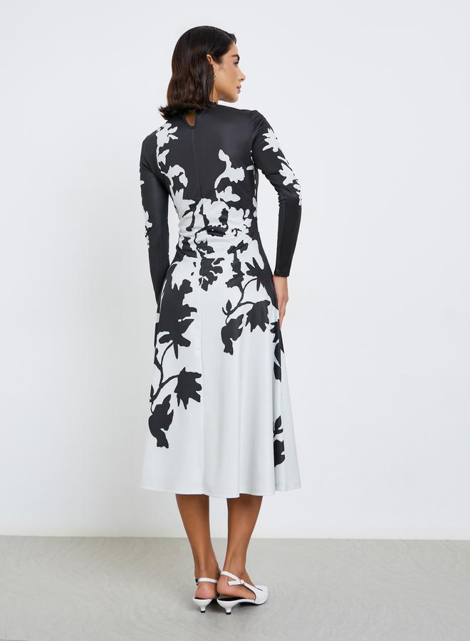 Styli Floral Print A-Line Midi Dress - Image 5