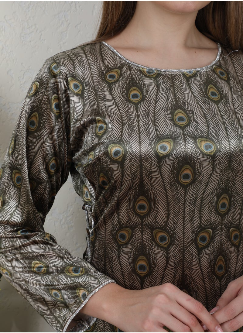 Bint Al Bilad Bint al Bilad Ready-to-Wear Winter Jalabiya - Elegant Makhmal Design | Comfortable Casual winter jalabiya for Daily Wear  - Image 4