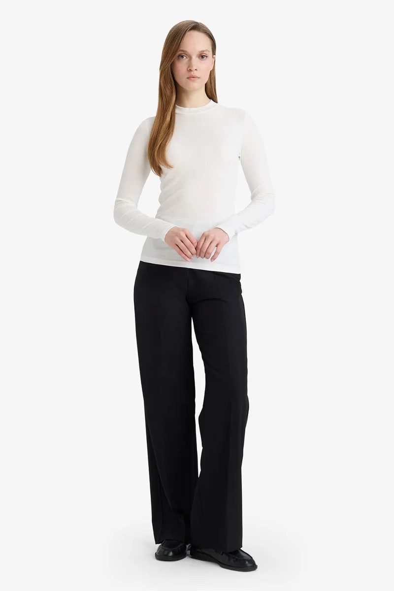 ديفاكتو Slim Fit Long Sleeve T-Shirt