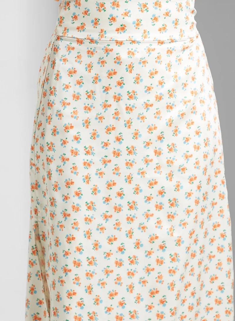 Cmeo collective Printed Pleated Midi Skirt