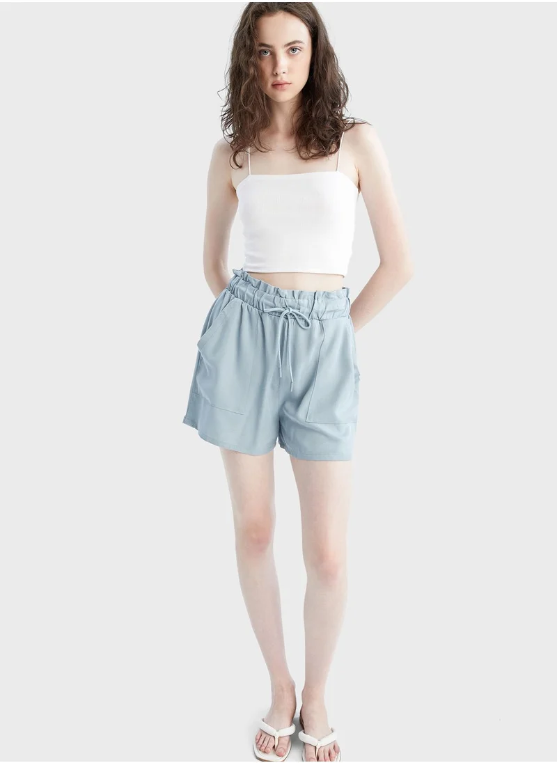 DeFacto Regular Fit High Waist Short