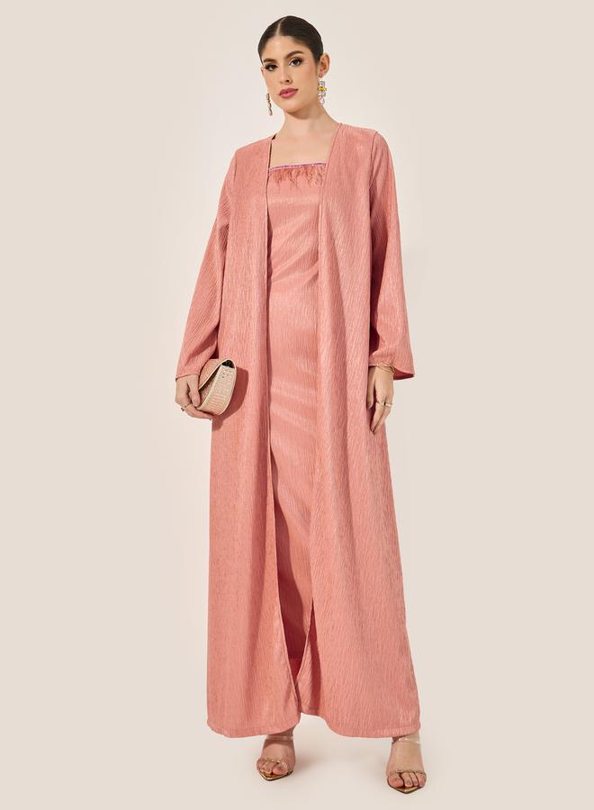 ستايلي عباية ستيلى بنقوش بارزة مع فستان داخلى مزين بالريش - Image 1