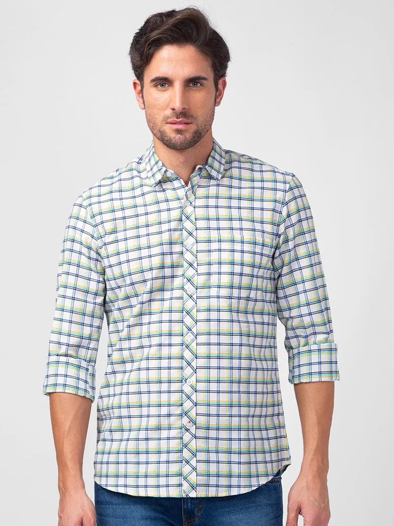 globus Globus Men White Checked Cotton Regular Fit Casual Shirt