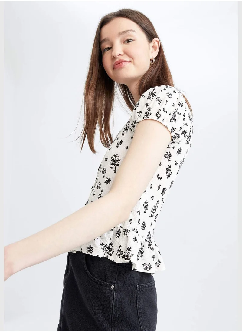 DeFacto Woman Regular Fit Regular Short Sleeve Blouse