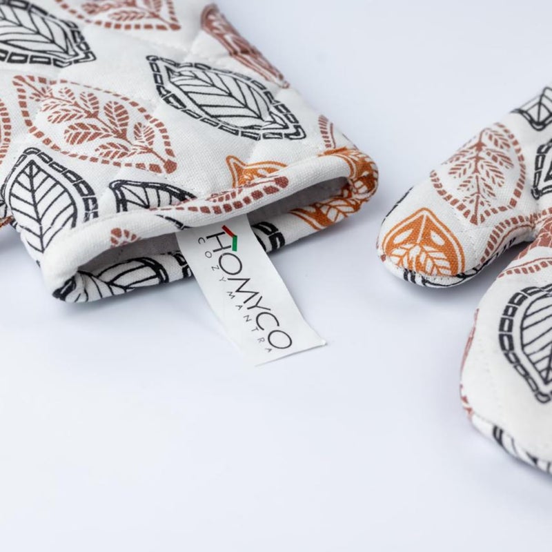 HOMYCO COZY MANTRA HOMYCO Oven Gloves 100 Cotton Oven Mittens and Pot Holder Set Cotton Padded Oven Gloves and Pot Holder Folaige OvenMitts White - Image 4