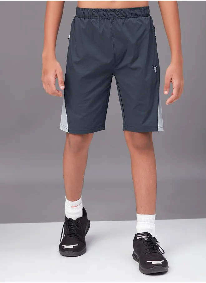 تكنوسبورت Contrast Side Panel 2-Way Stretch Shorts