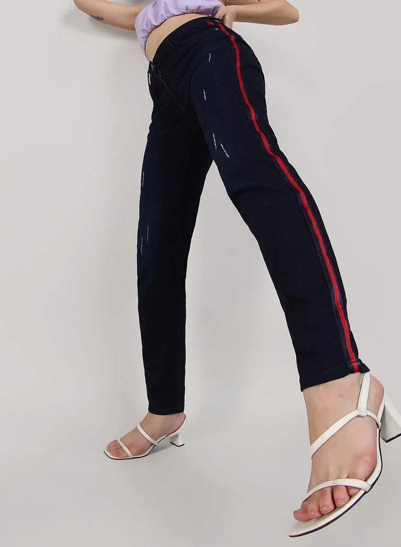 كامبوس سوترا Campus Sutra Women's Classic Navy Blue Dark-Washed Side-Striped Skinny Fit Denim Jeans | Stretchable Cotton Mid-Rise Crafted With Comfort Fit and High Performance For Everyday Wear