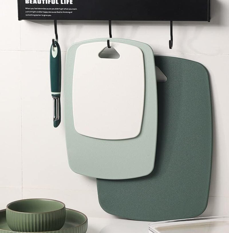 Kolorful Plastic Cutting Board Set of 3 KitchenThick Chopping Boards for MeatVeggiesFruitswith Easy Grip HandleNonSlip Dishwasher SafSuitable for Outdoor Camping - Image 2