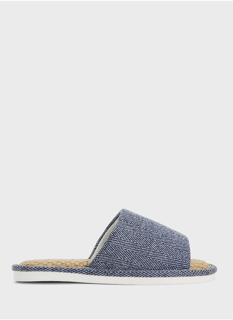 سفنتي فايف Open Toe Cozy Home Slippers