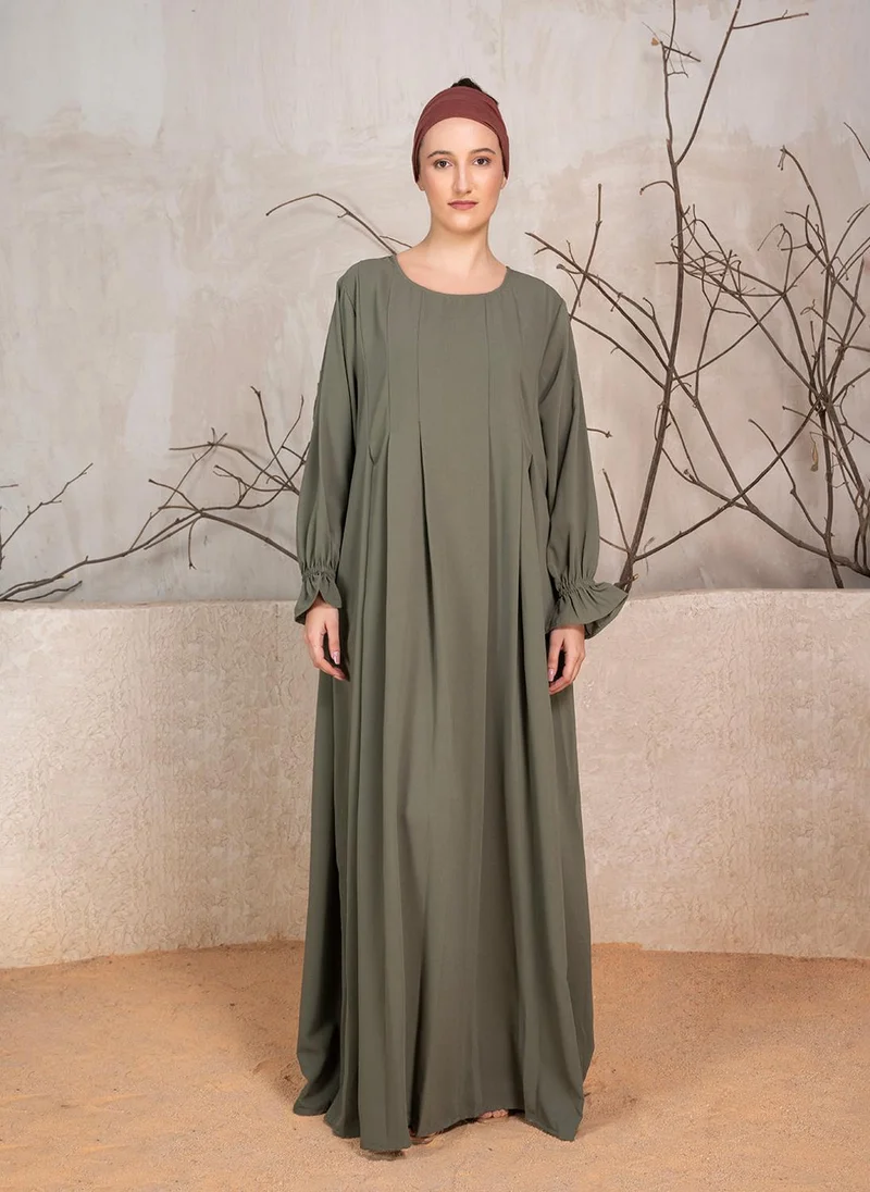 زيري سوق Olive Crushed Fabric Abaya With Khimar