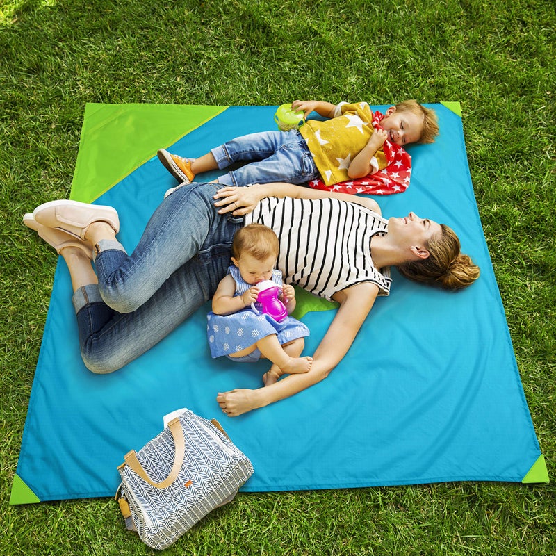 Munchkin Brica Go Play Portable Baby Travel Playmat, 58â€ x 58â€, Blue/Green , 2 Piece Set - Image 2