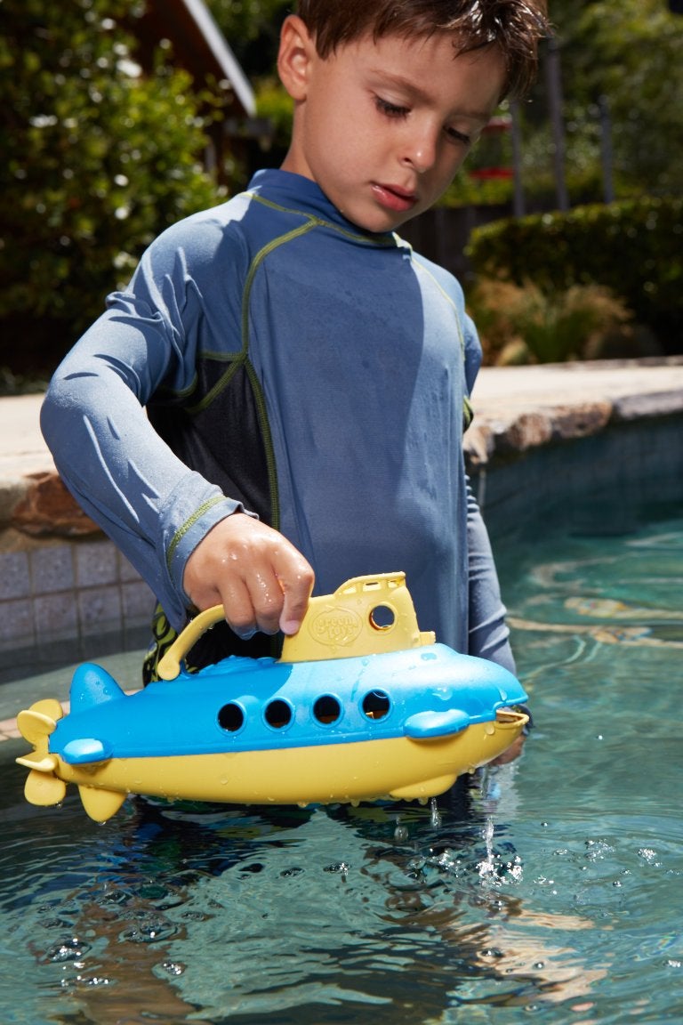 Green Toys Submarine in Yellow & blue - BPA Free, Phthalate Free, Bath Toy with Spinning Rear Propeller. Safe Toys for Toddlers, Babies - Image 5
