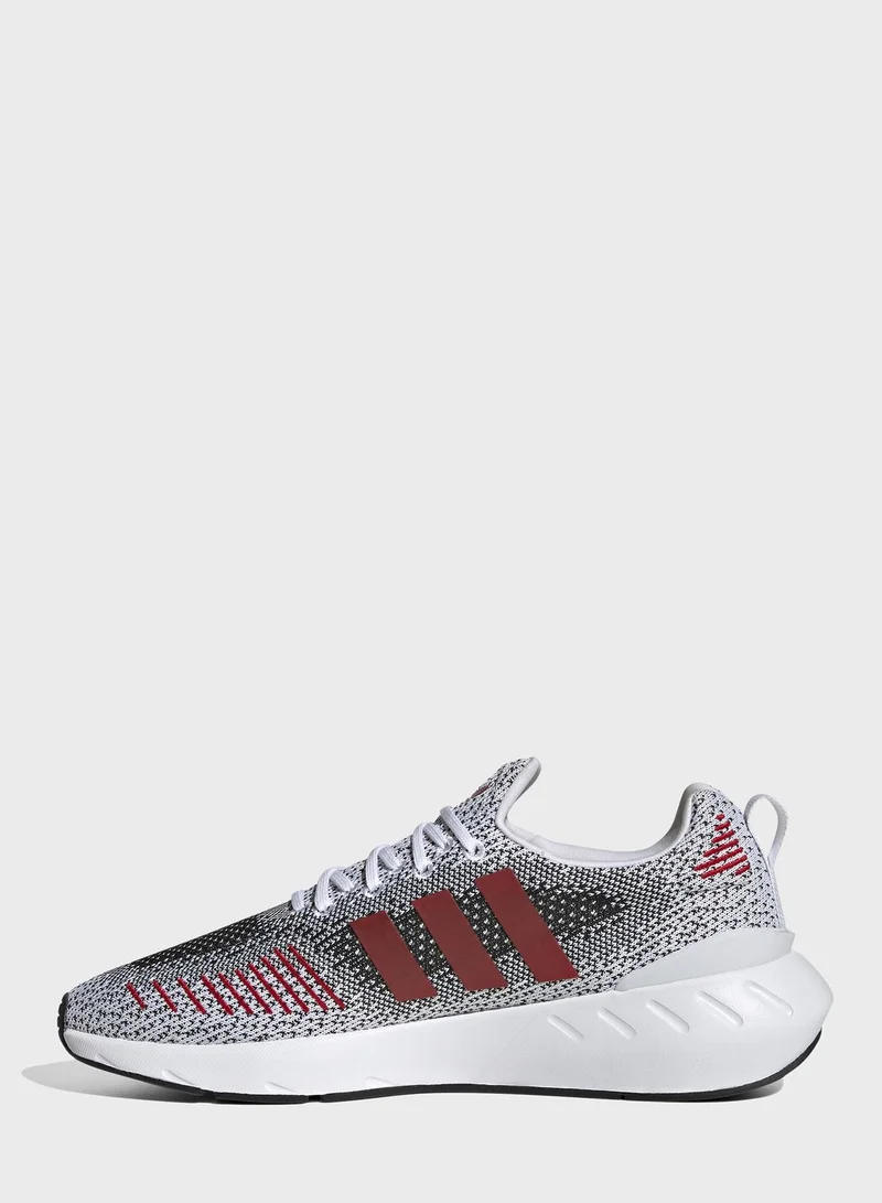 adidas Originals Swift Run 22