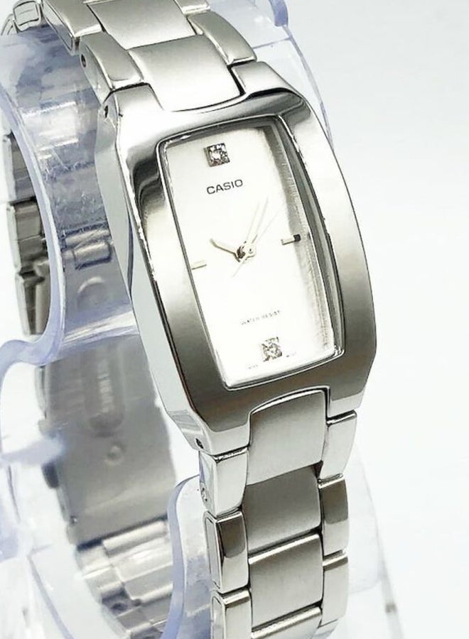 CASIO Women Enticer Water Resistant Analog Watch LTP-1165A-7C2 - 33 mm - Silver - Image 5