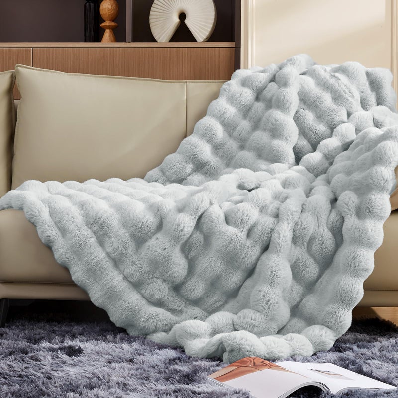 Touchat Luxury 1000GSM Faux Rabbit Fur Throw Blanket Super Heavy Warm Cozy Grey Blankets for Couch Bed Sofa Ruched Plush Fuzzy Elegant Soft Reversible Mink Blanket for Living Room Bedroom