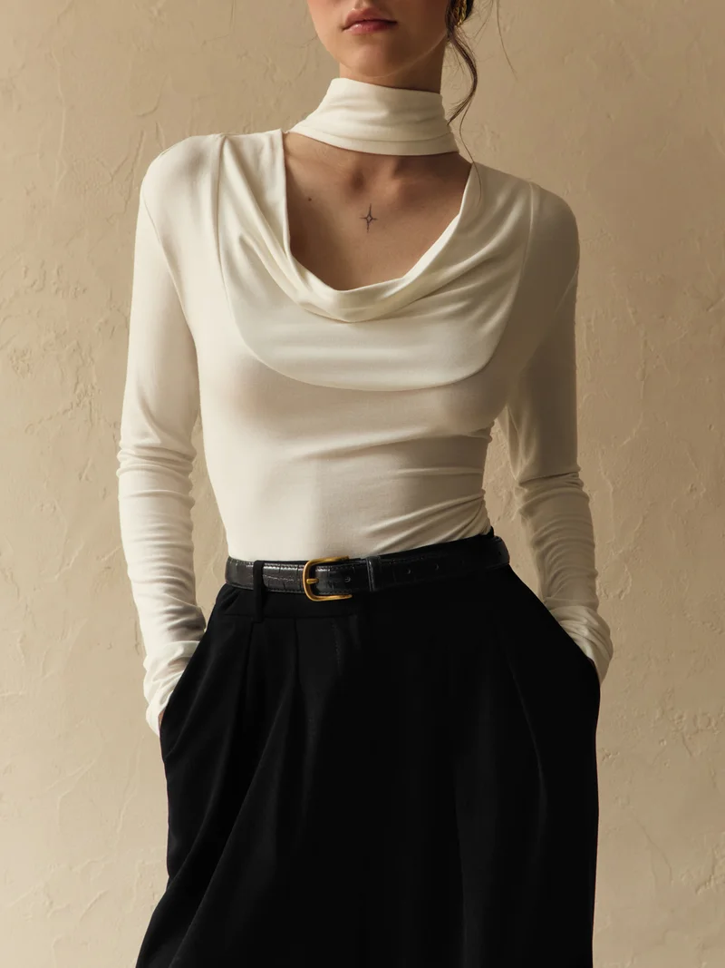 Lichi Textured leather belt with metal buckle