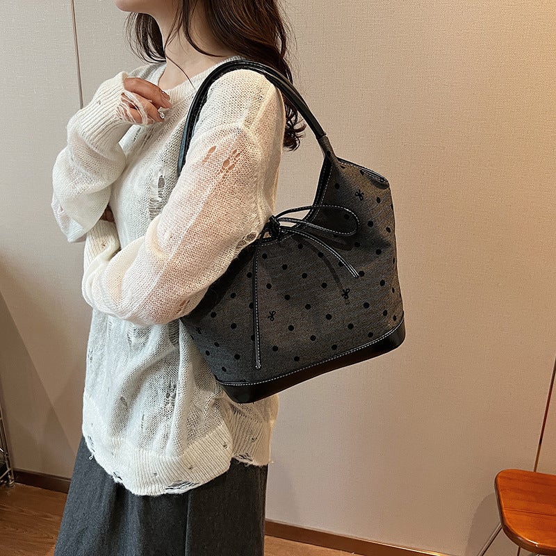 Arrival Hand Carrying Retro Casual Portable Tote Bag Fashionable Polka Point Underarm Shoulder Bag Large Capacity Commuter Bag - Image 3