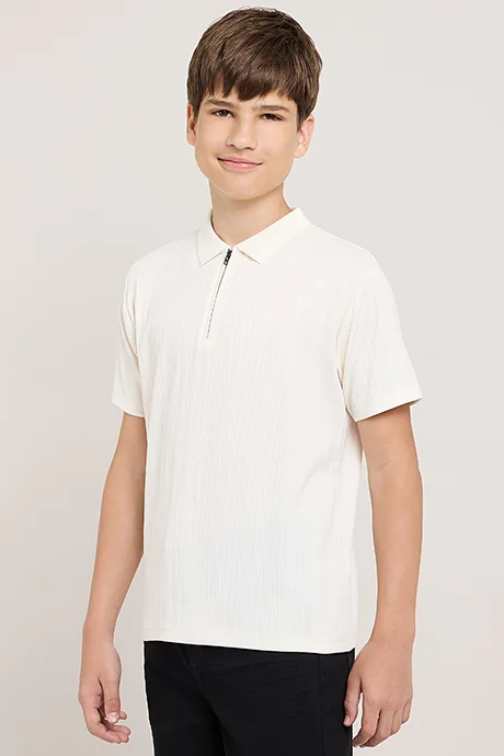 أر أند بي Textured Polo T-Shirt with Short Sleeves
