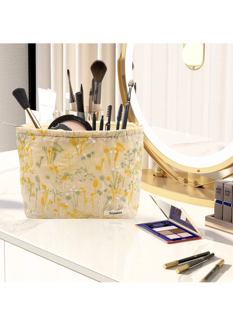 Makeup Bag for Women, Flower Cosmetic Bags Zipper Pouch, Portable Large Capacity Canvas Makeup Bag Zipper Pouch, Travel Toiletry Bag Cosmetic Organizer for Women and Girls (Silk Flower)  - Image 3