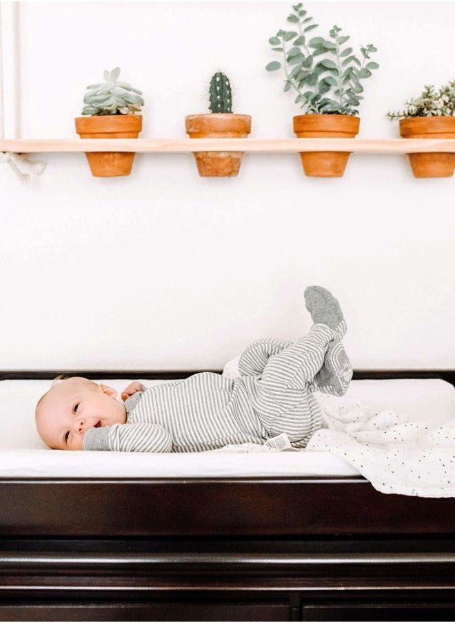 Burt's Bees Baby Changing Pad Cover, 100% Organic Jersey Cotton Changing Pad Liner for Standard 16 x 32 Inch Changing Mats  - Image 4