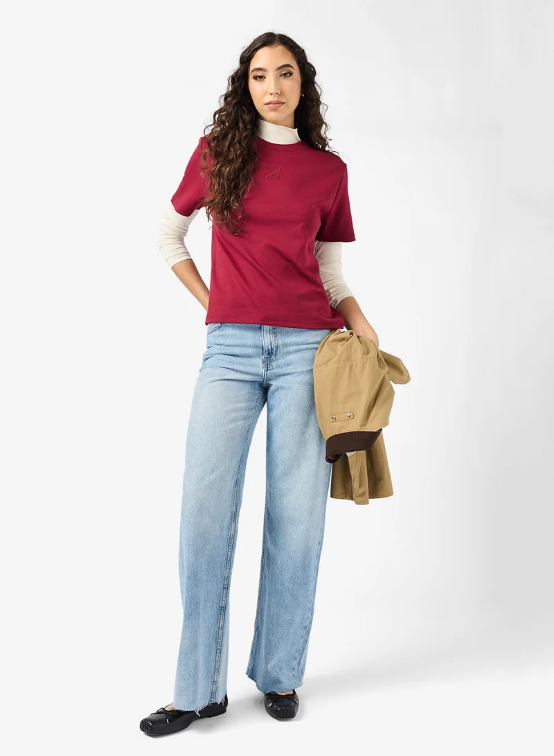 كالفن كلاين Logo Crew Neck T-Shirt