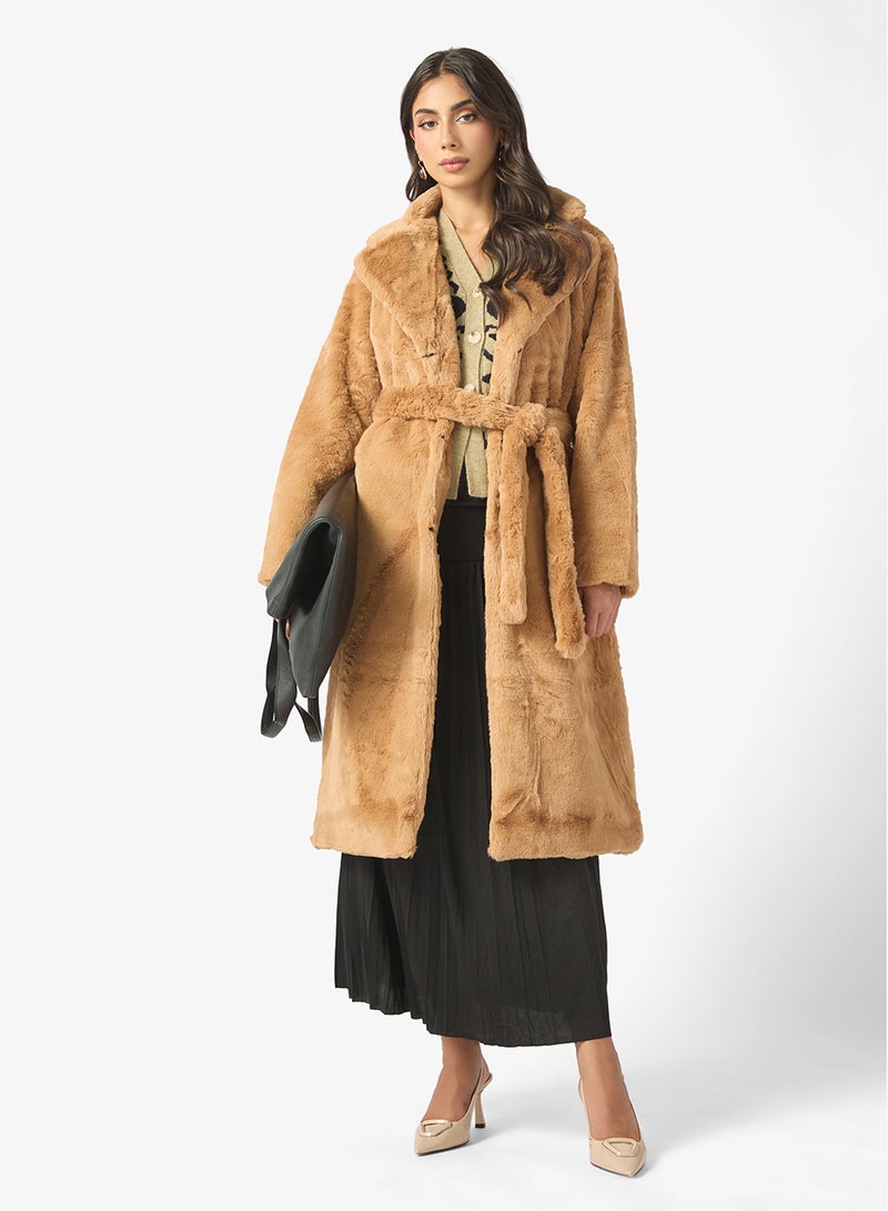 ايلا معطف بحزام من الفرو الصناعي - Image 4