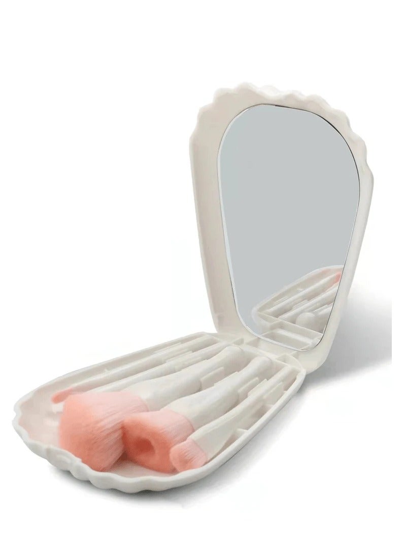 مجموعة فرش مكياج صغيرة 5 قطع مع مرآة – فرش احترافية للسفر للوجه والعين والشفاه – فرش تجميل متعددة الاستخدامات مع حقيبة محمولة – ألوان متعددة - Image 1