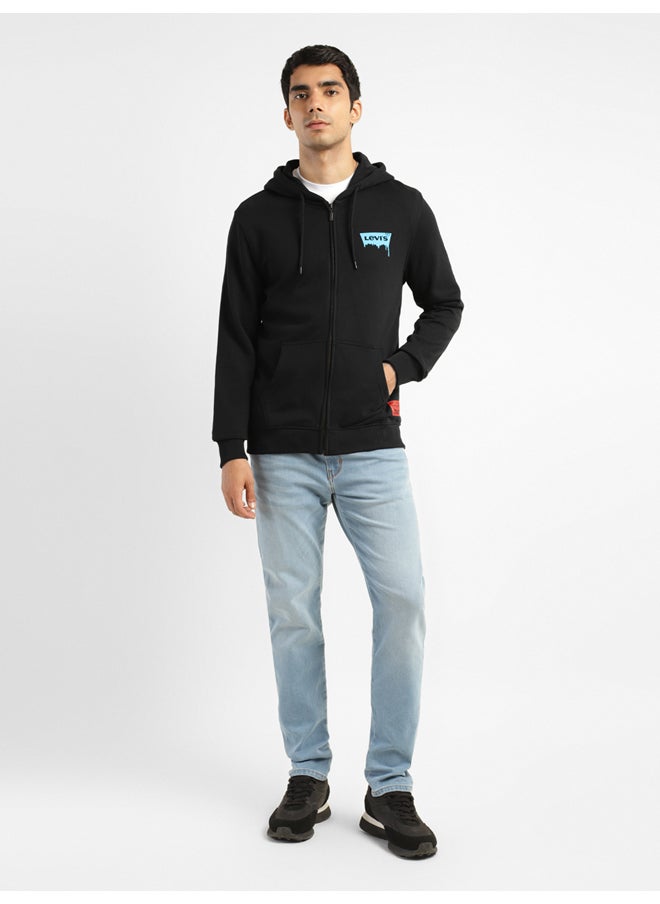 Levi's سويت شيرت رجالي بغطاء رأس باللون الأسود  - Image 1