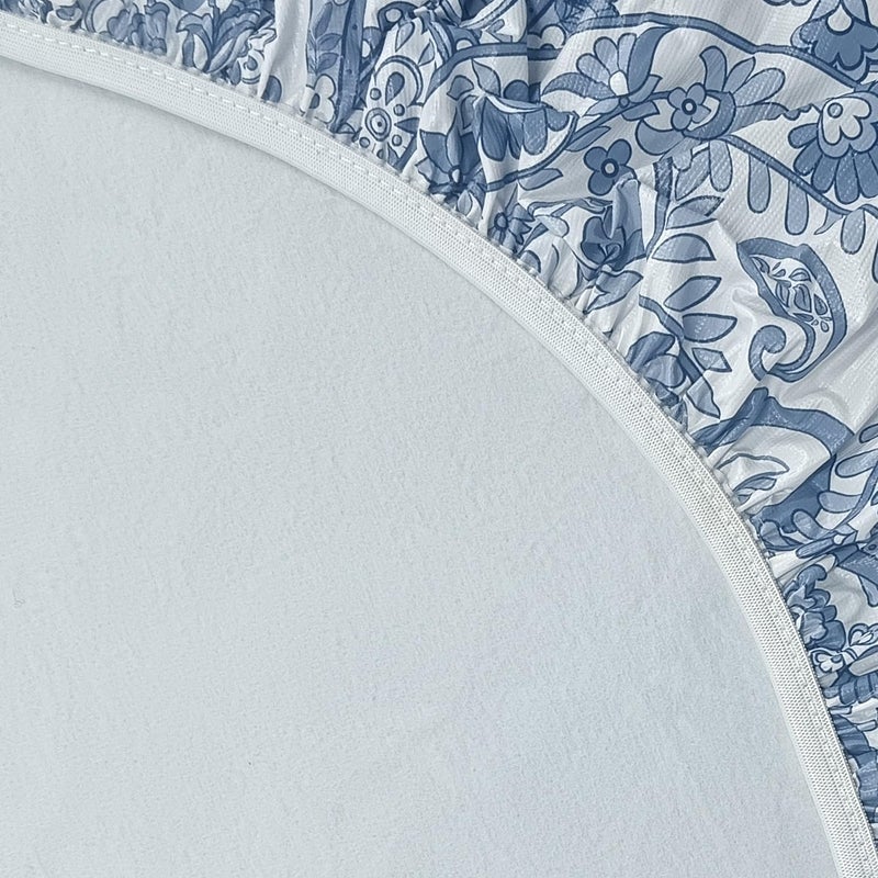 LIBERECOO Luxury Paisley Round Vinyl Tablecloth with Flannel Backing - Waterproof, Oilproof, Wipeable Dining Table Cover for Indoor/Outdoor Use - Image 4