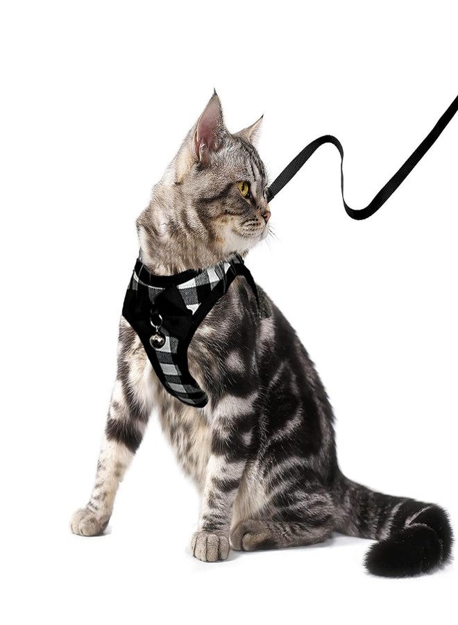 WONNABUY Cat Leashes and Harnesses for Walking,Breathable Soft Kittens Vest for Cats Dogs, Kitten Harness Escape Proof with Bell and Bow-Knot Decoration Christmas (Black-White, L) - Image 1