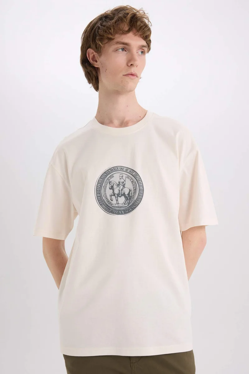 ديفاكتو Cotton Boxy Fit Crew Neck Printed T-Shirt