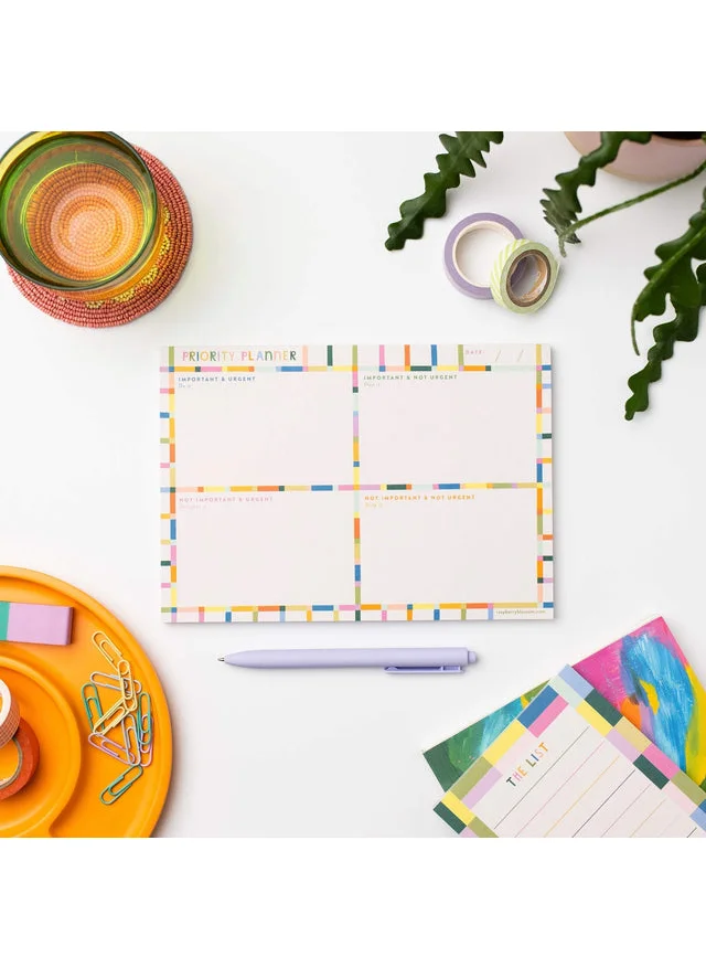 Raspberry Blossom Check Grid Priority Planner