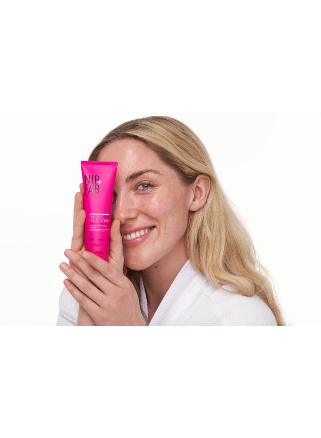 NIP+FAB Salicylic Fix Facial Scrub - Image 4